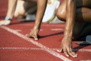 欧冠半决赛：巴黎首回合主场输球 内马尔伤退引发集体担忧